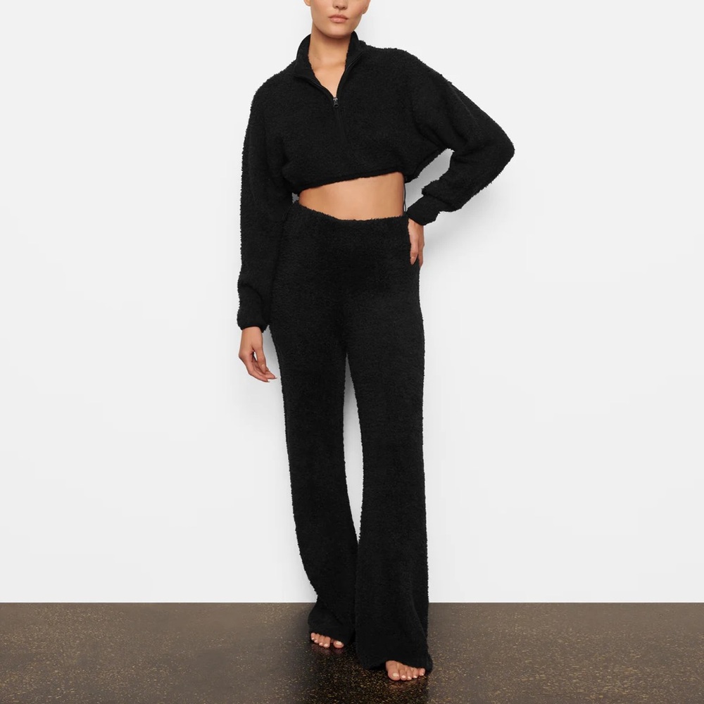 SKIMS Black Cozy Knit Cropped Quarter Zip Pullover - Size L/XL